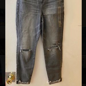 AMERICAN EAGLE: Curvy Highest- rise Jegging